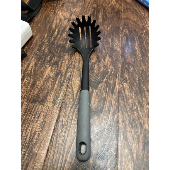 Crofton Pasta Server, Nylon Material, Safe for Non,Stick Cookware, - Picture 1 of 5